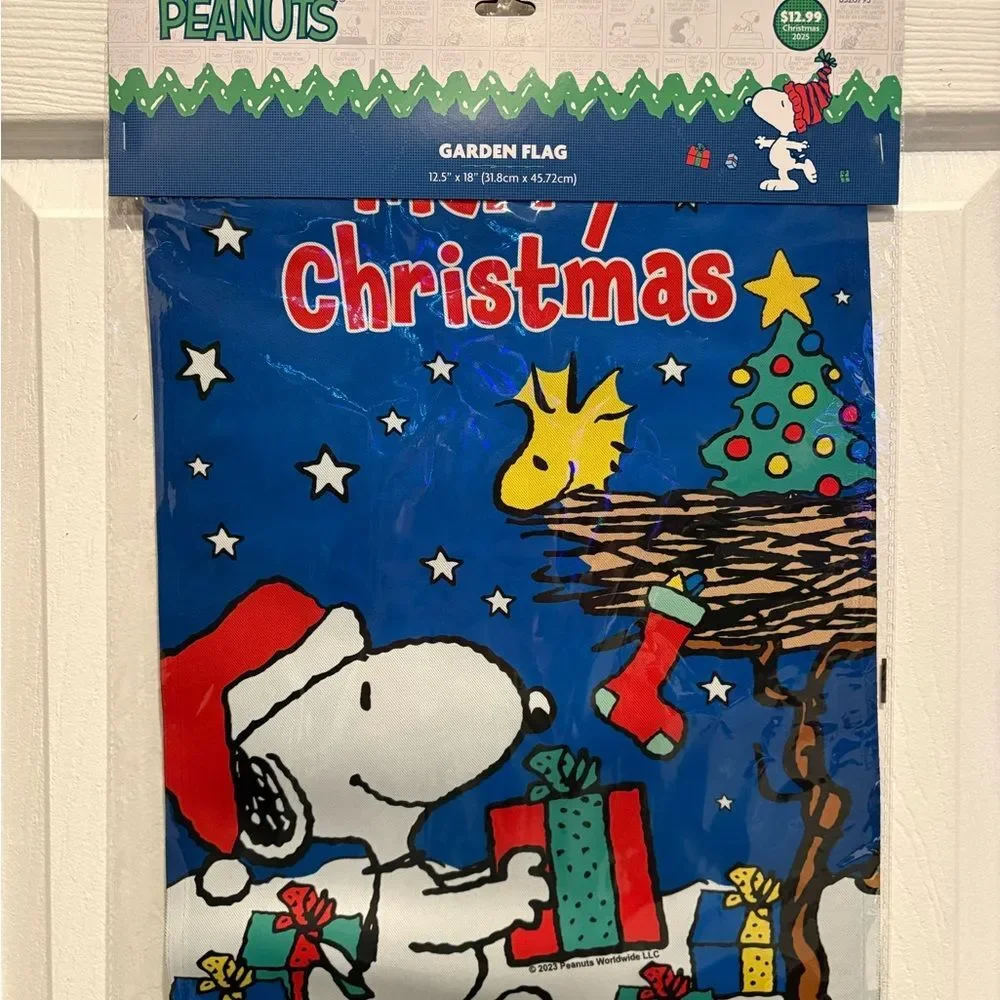 Peanuts ~ Merry Christmas Snoopy & Woodstock Garden Flag